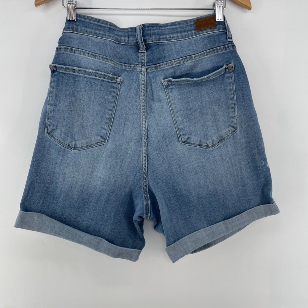 Judy Blue  Cuffed Denim Shorts Medium Wash 2XL Plus Size Distressed - Picture 2 of 13